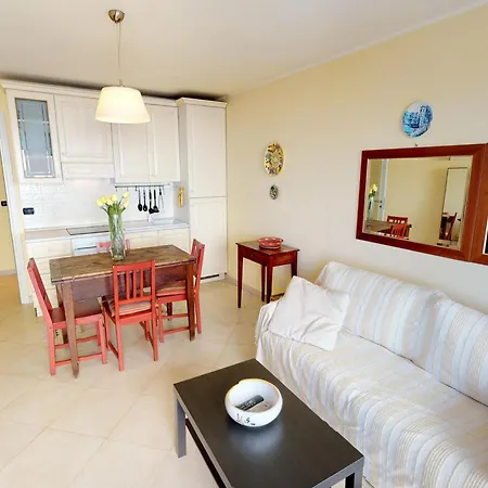 Apartmán Beau 2p Climatise Avec Terrasse - Fr-1-196-160 *