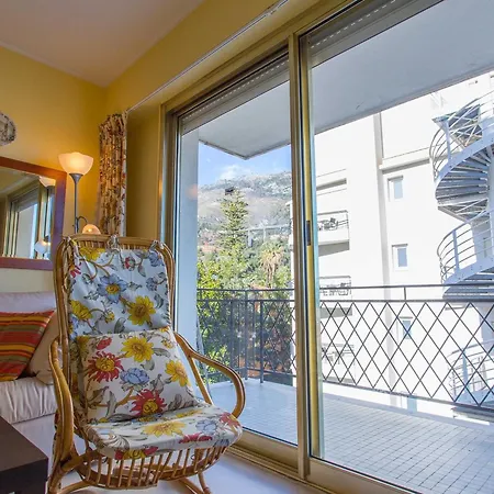 Apartment 2p Avec Terrasse, Proche Des Plages Et Du Centre De - Fr-1-196-160