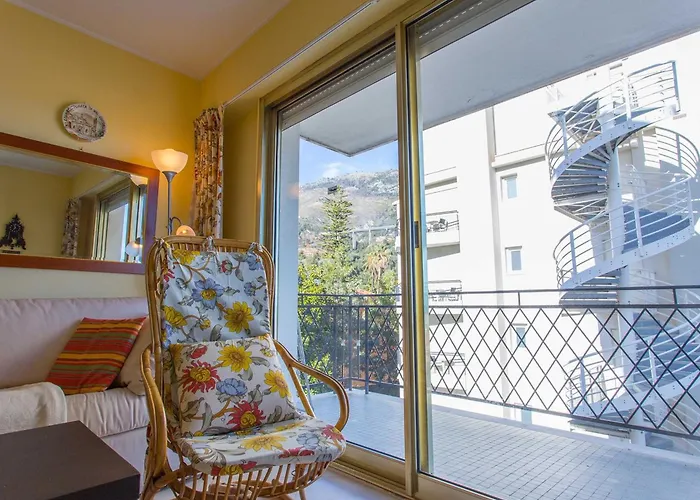 Апартаменти Beau 2p Climatise Avec Terrasse - Fr-1-196-160